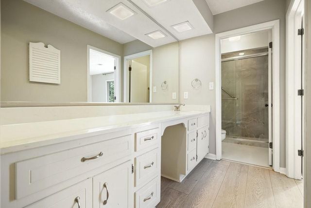 300 Cruise Court, Roswell, GA 30076