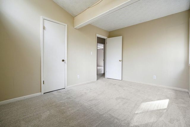 300 Cruise Court, Roswell, GA 30076