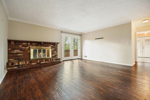 300 Cruise Court, Roswell, GA 30076