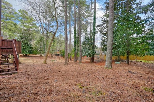 300 Cruise Court, Roswell, GA 30076