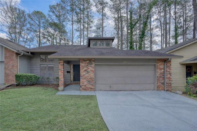 300 Cruise Court, Roswell, GA 30076