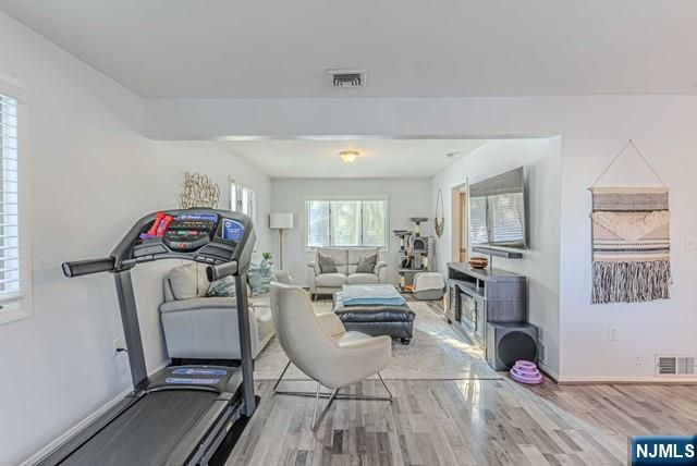 31 Perrin Drive, Wayne, NJ 07470