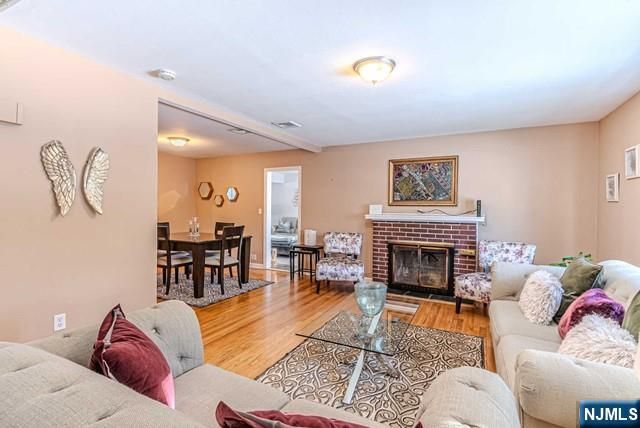 31 Perrin Drive, Wayne, NJ 07470