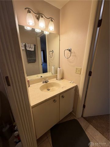 1010 Lookout Trail E, Dayton, OH 45449