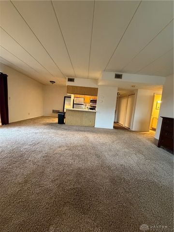 1010 Lookout Trail E, Dayton, OH 45449