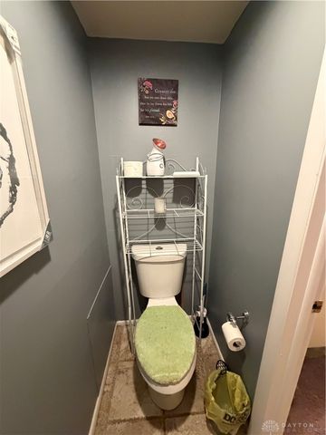 1010 Lookout Trail E, Dayton, OH 45449