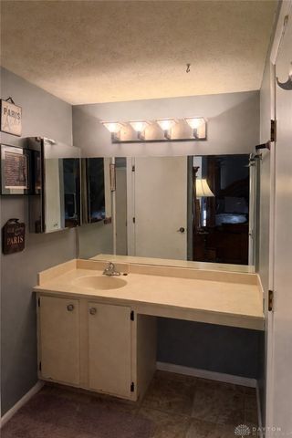 1010 Lookout Trail E, Dayton, OH 45449