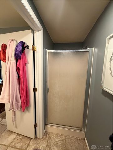 1010 Lookout Trail E, Dayton, OH 45449