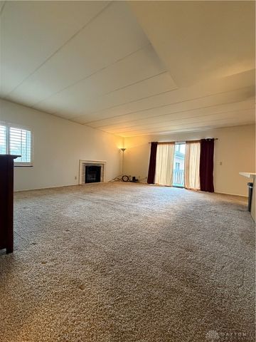 1010 Lookout Trail E, Dayton, OH 45449