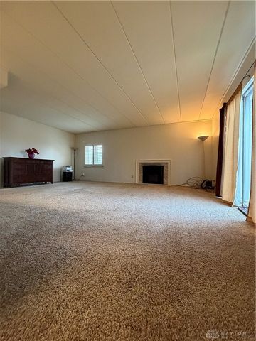 1010 Lookout Trail E, Dayton, OH 45449