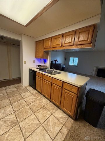 1010 Lookout Trail E, Dayton, OH 45449