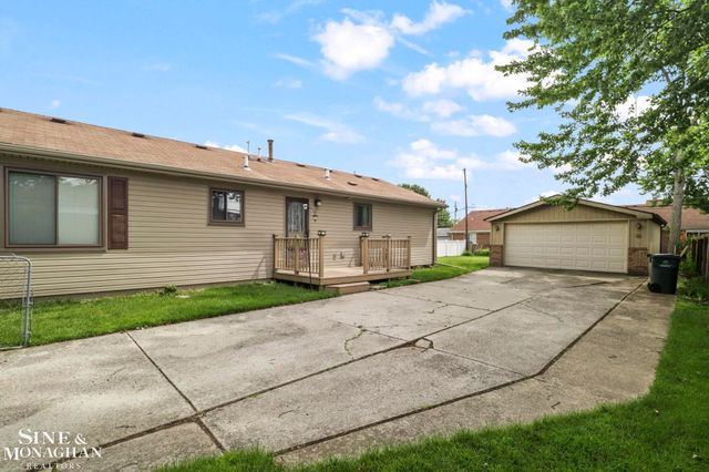 30022 5th Street, St Clair Shores, MI 48082