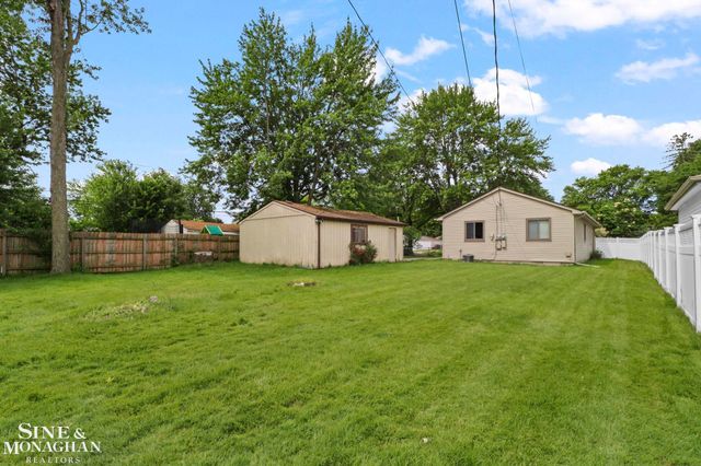 30022 5th Street, St Clair Shores, MI 48082