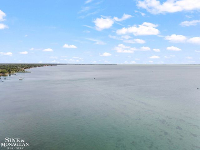 30022 5th Street, St Clair Shores, MI 48082