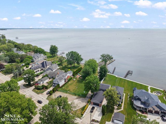 30022 5th Street, St Clair Shores, MI 48082