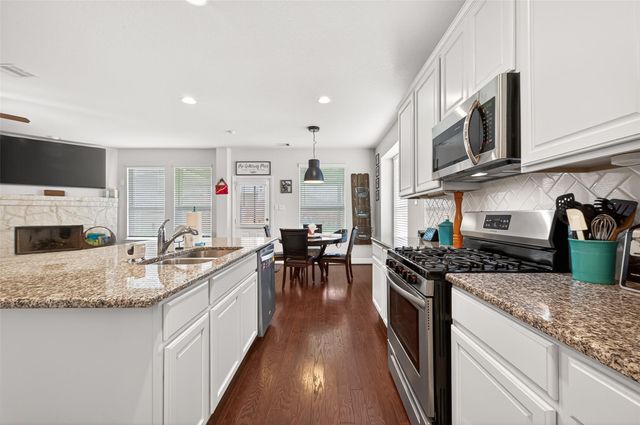 3702 Whirling Way, Richmond, TX 77406