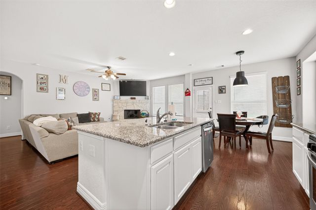 3702 Whirling Way, Richmond, TX 77406