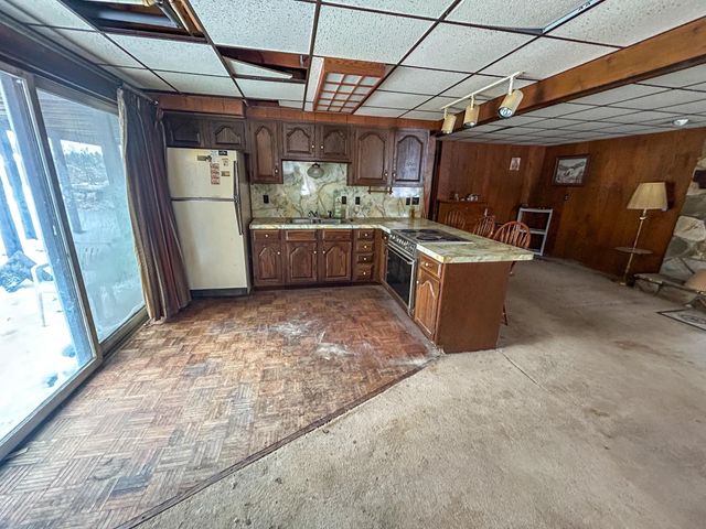 5396 Colchester Way, Gladwin, MI 48624