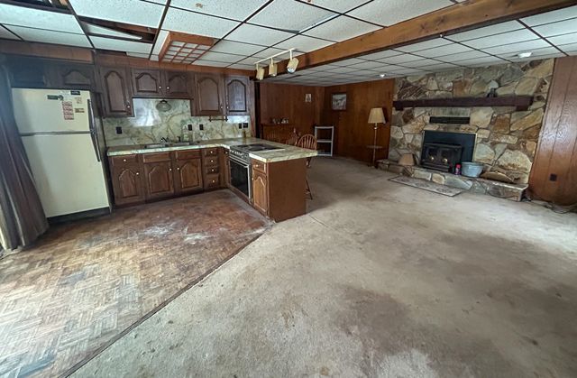 5396 Colchester Way, Gladwin, MI 48624