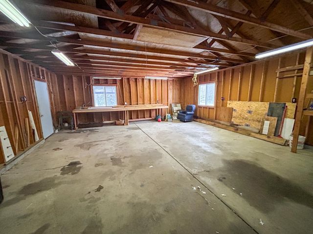 5396 Colchester Way, Gladwin, MI 48624