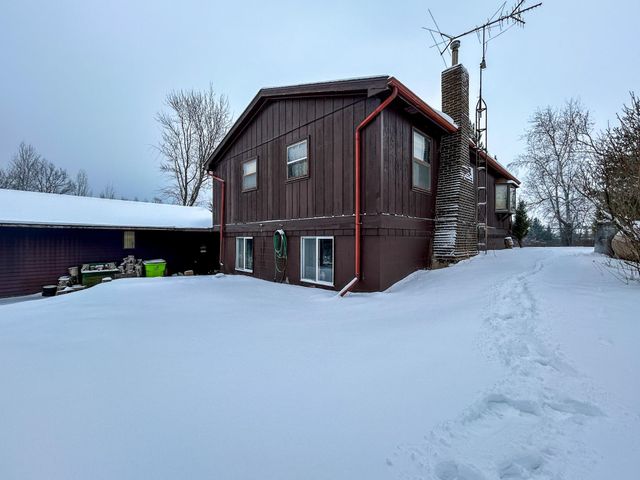 5396 Colchester Way, Gladwin, MI 48624