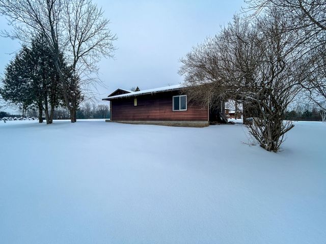 5396 Colchester Way, Gladwin, MI 48624