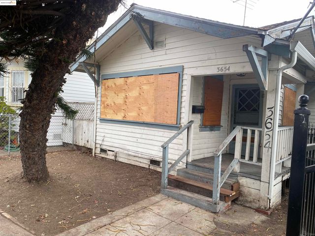 3654 39th Ave, Oakland, CA 94619