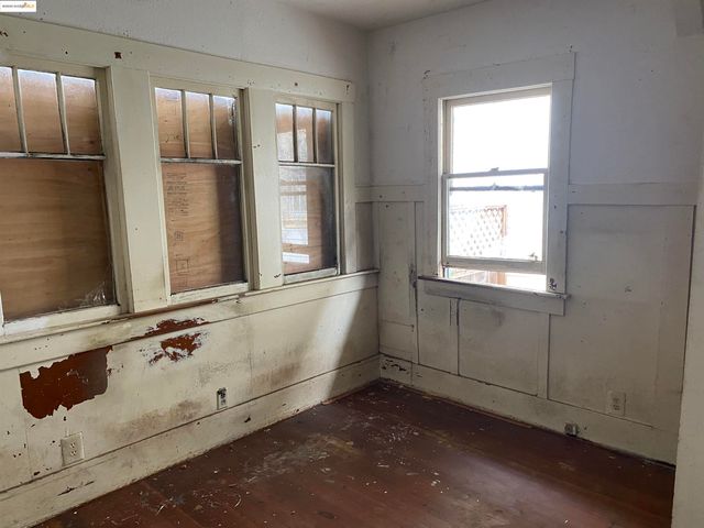 3654 39th Ave, Oakland, CA 94619