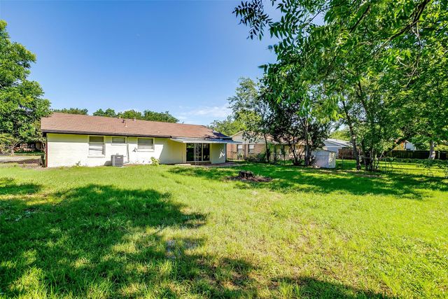 1909 Balla Way, Grand Prairie, TX 75051