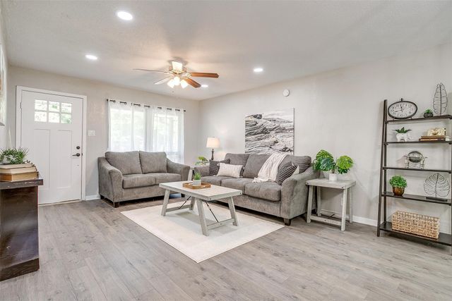 1909 Balla Way, Grand Prairie, TX 75051