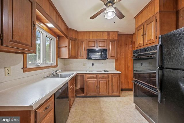 766 S HALSEY RD, Dover, DE 19901