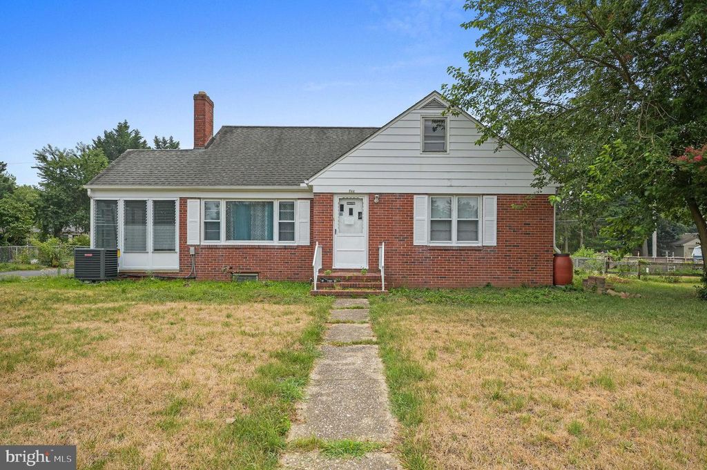 766 S HALSEY RD, Dover, DE 19901