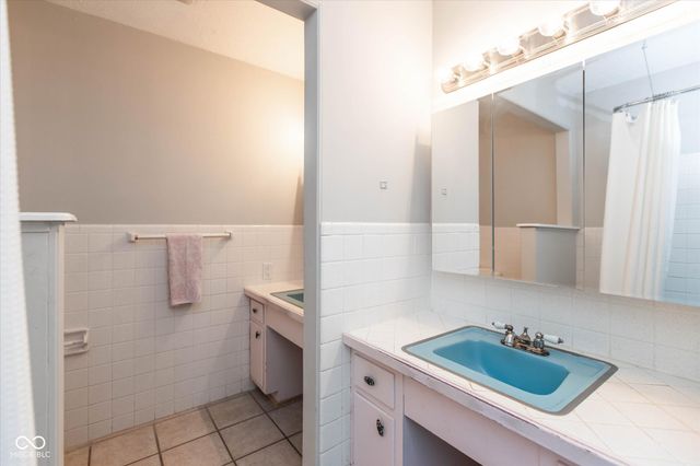 144 Bexhill Drive, Carmel, IN 46032