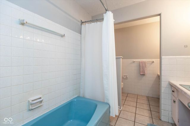144 Bexhill Drive, Carmel, IN 46032