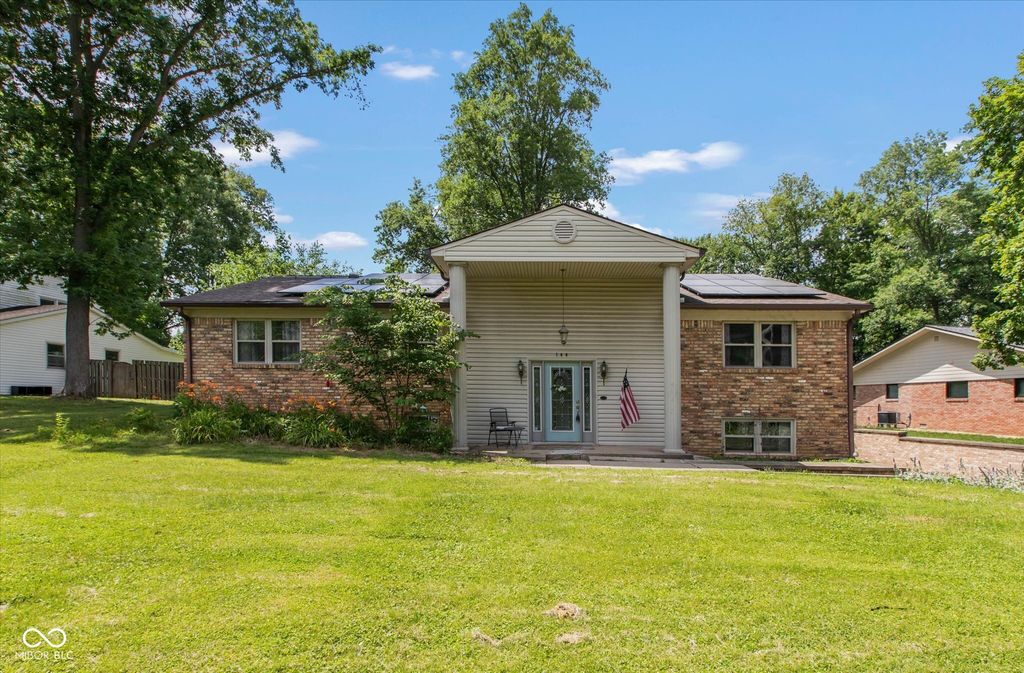 144 Bexhill Drive, Carmel, IN 46032