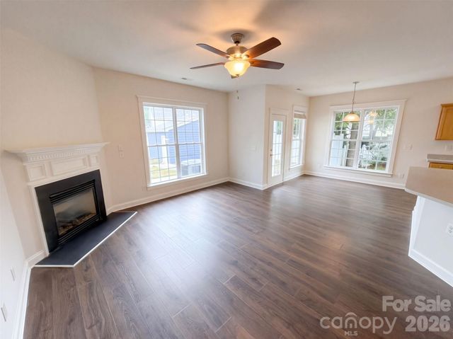 3926 Wilgrove Way Drive, Charlotte, NC 28213
