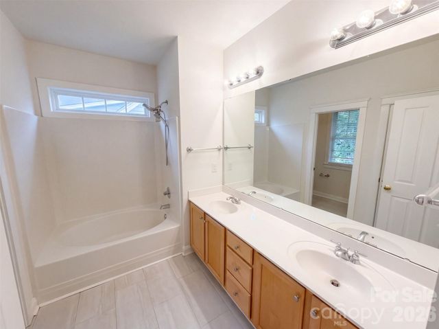 3926 Wilgrove Way Drive, Charlotte, NC 28213