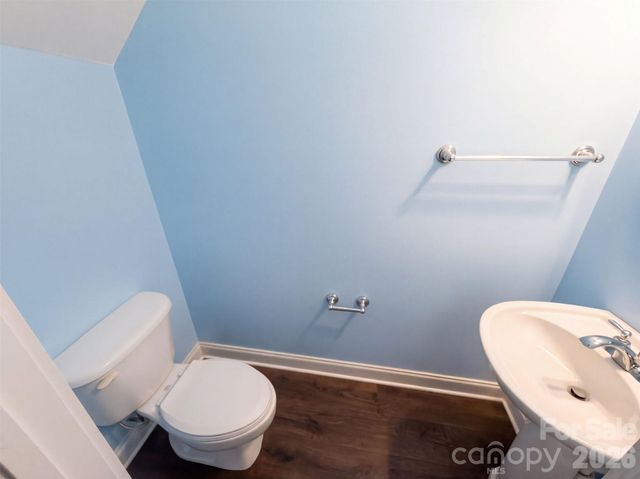 3926 Wilgrove Way Drive, Charlotte, NC 28213