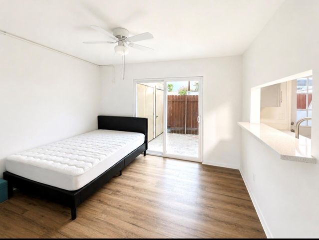 5218 Milwee Street 6, Houston, TX 77092