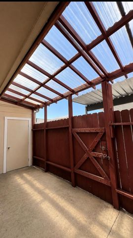 5218 Milwee Street 6, Houston, TX 77092