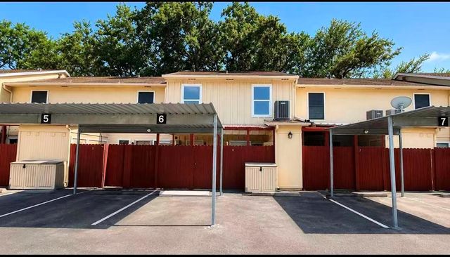5218 Milwee Street 6, Houston, TX 77092