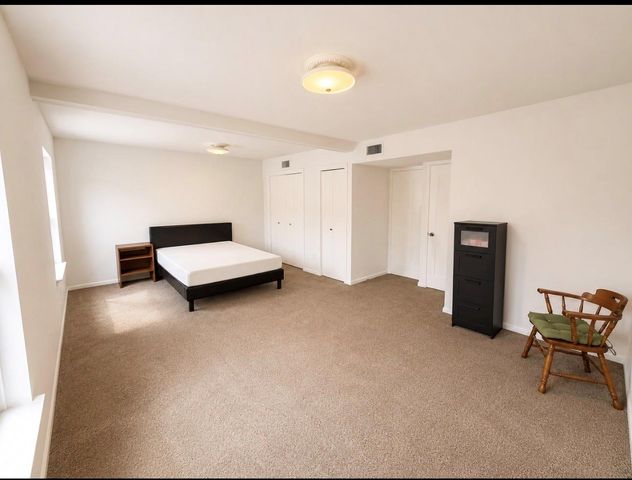 5218 Milwee Street 6, Houston, TX 77092
