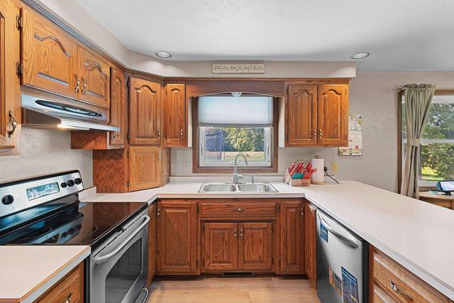 N4929 COUNTY ROAD U, De Pere, WI 54115