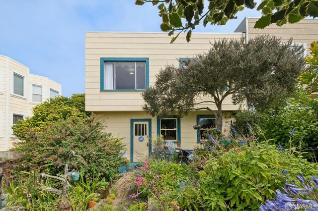 8231 Geary Boulevard, San Francisco, CA 94121
