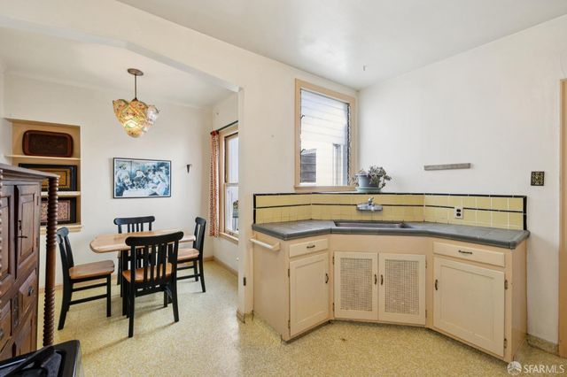 8231 Geary Boulevard, San Francisco, CA 94121