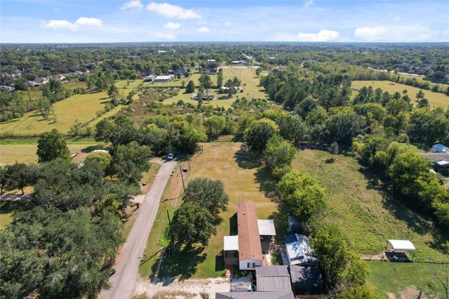 3834 Aubrell Drive, Pearland, TX 77584