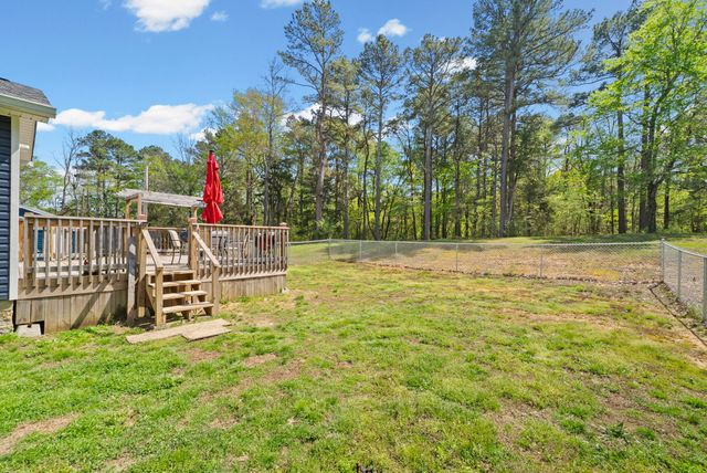 1549 Trace Creek Rd, Mc Ewen, TN 37101