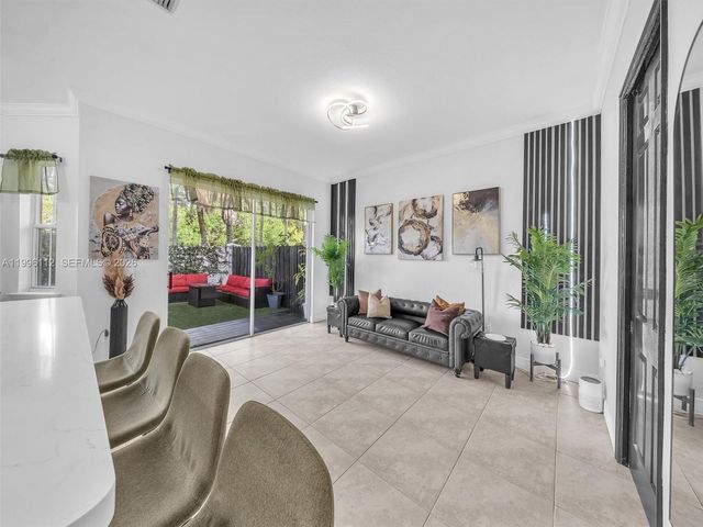 20673 NE 10th Path, Miami, FL 33179