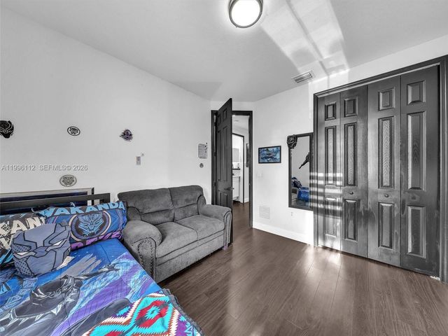 20673 NE 10th Path, Miami, FL 33179