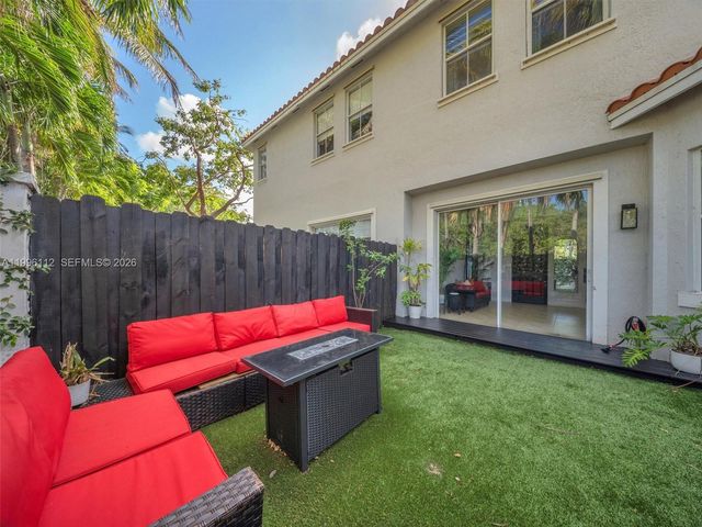 20673 NE 10th Path, Miami, FL 33179